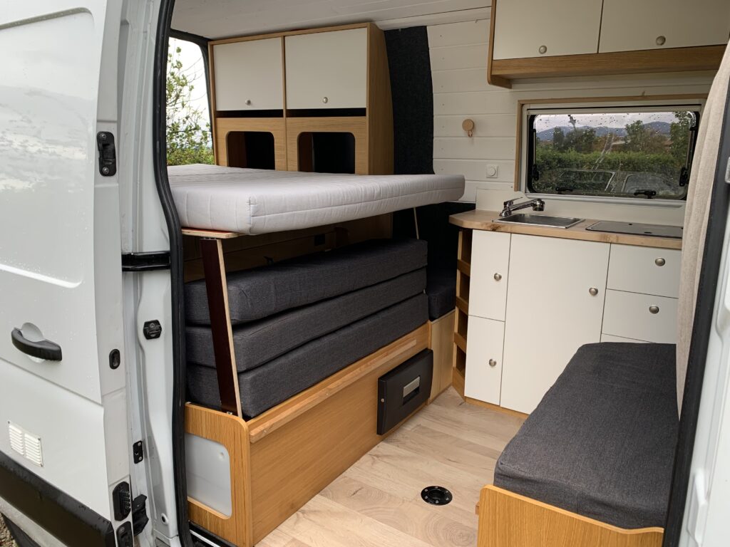 Agencement aménagement sur mesure annecy aix-les-bains chambéry la biolle menuisier sur-mesure surmesure sur mesure artisan ebeniste haute-avoie savoie